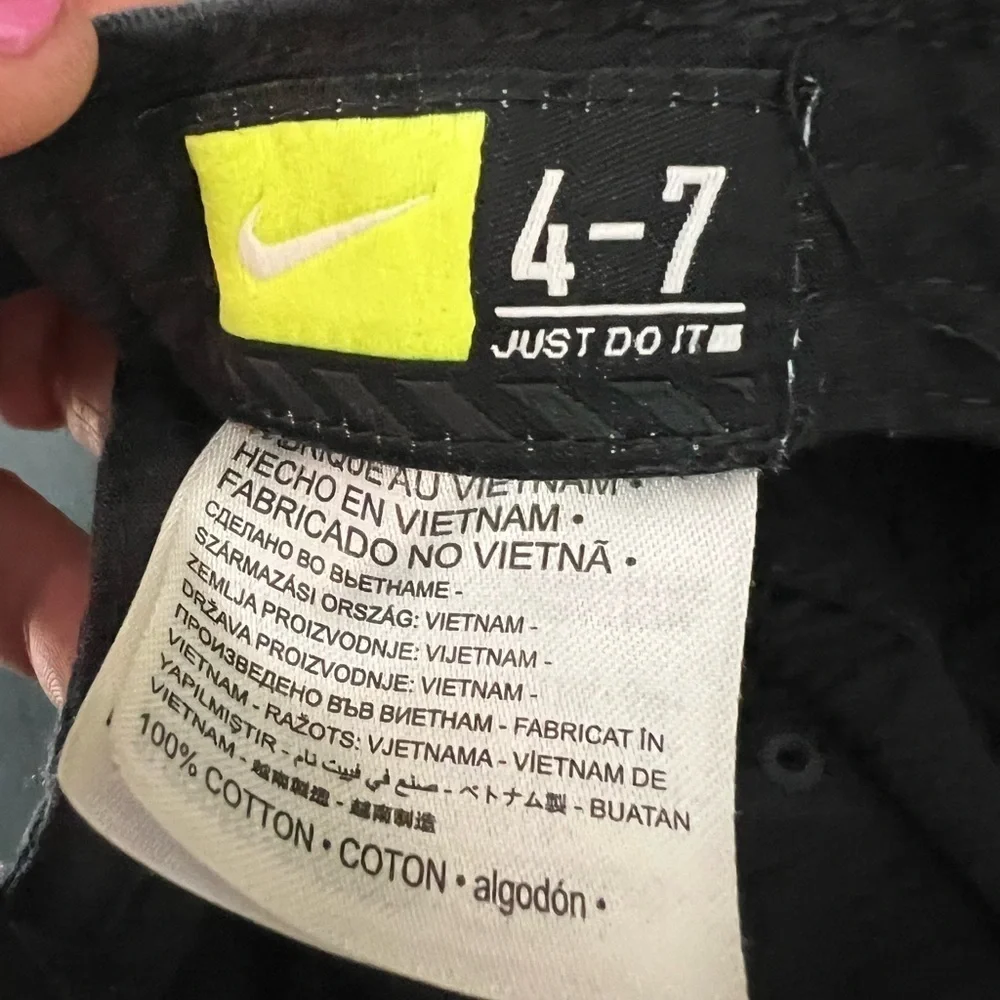 Nike Black kids hat. 19” circumference